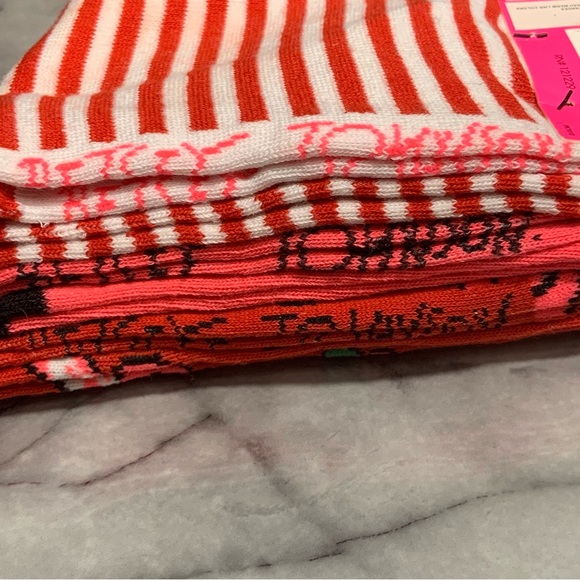 Betsey Johnson - 3 Pairs of Women’s Crew Socks - Christmas Themed - Picture 5 of 8